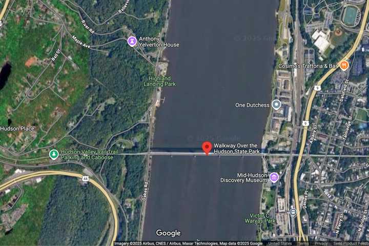 Police Save Distraught Teen From Walkway Over Hudson In Poughkeepsie