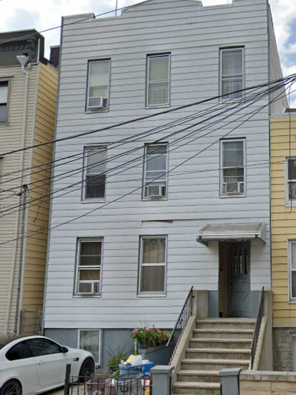 8 Jersey City Firefighters Injured After Buildings Collapse In 3-Alarm Fire: Authorities