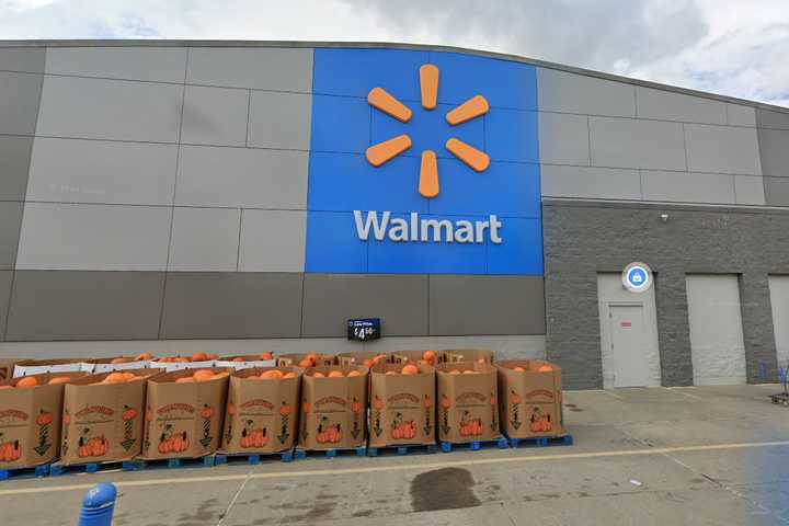 Airsoft Gun Mistaken For Rifle At NJ Walmart: Mansfield Police