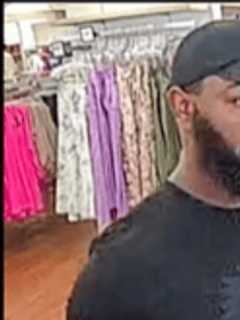 $500 In Toddler Clothing Stolen From Gap, Suspect At Large: Gloucester Twp PD