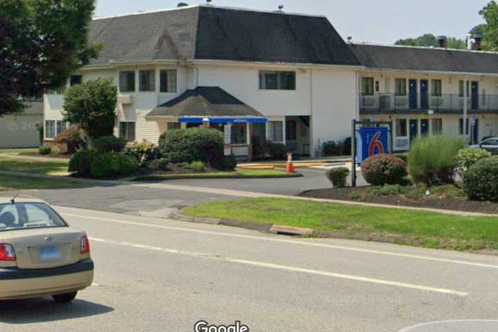 Violent Armed Robbery At Wethersfield Motel Leaves Clerk Injured; Police Seek Public's Help