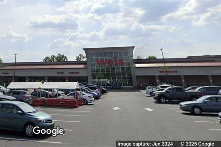 PA Weis Market Chaos: Man Dies After Throwing Wine Bottle, Fighting Police: DA (UPDATE)
