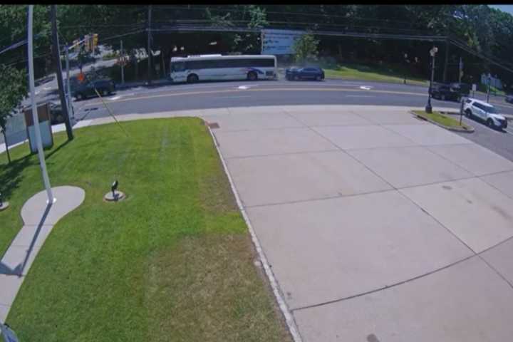 DWI Driver Crashed Into NJ Transit Bus, Two Injured: Verona Police (VIDEO)