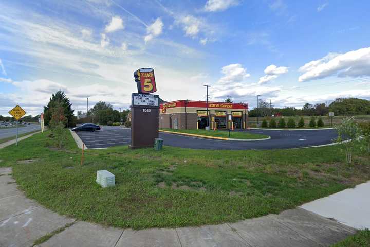Jealous Rage: Drunk Virginia Man Chokes Mechanic Over 'Girlfriend' At Oil Change Shop: Sheriff
