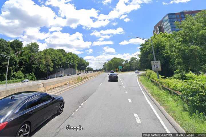 Woman Found Dead Inside Car On Cross County Parkway In Westchester