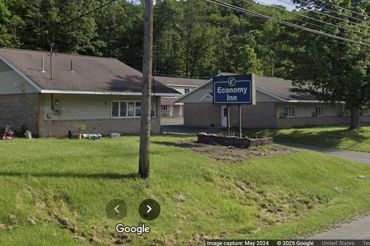 Man Murdered At NY Hotel Near PA Border Over 'Status On Sex Offender Registry': Police Say