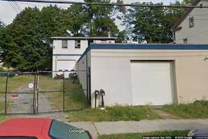 FBI, Police Raid Building Owned By Taxi Company In Dutchess County (DEVELOPING)