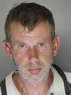 Drunk Man Slap Officer After Harassing Customers At Lancaster County Business: Police