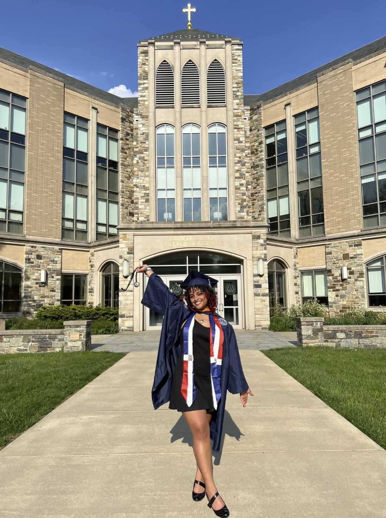 Michelle Tavares 
  
 Michelle Tavares 