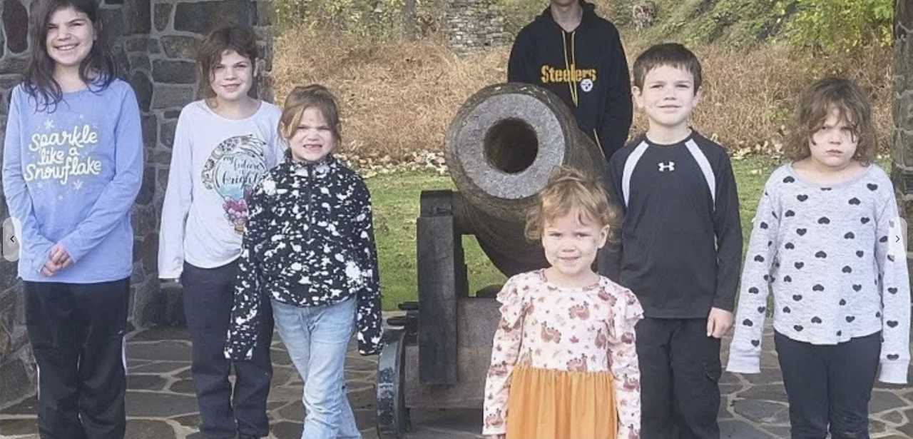 The six missing Dishart-Christensen children. The six missing Dishart-Christensen children. 