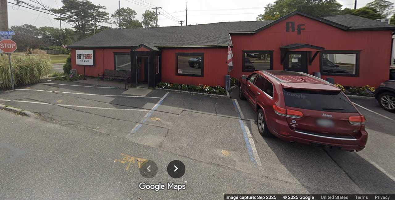 Riley Fibbers, located at 148 Carleton Ave.