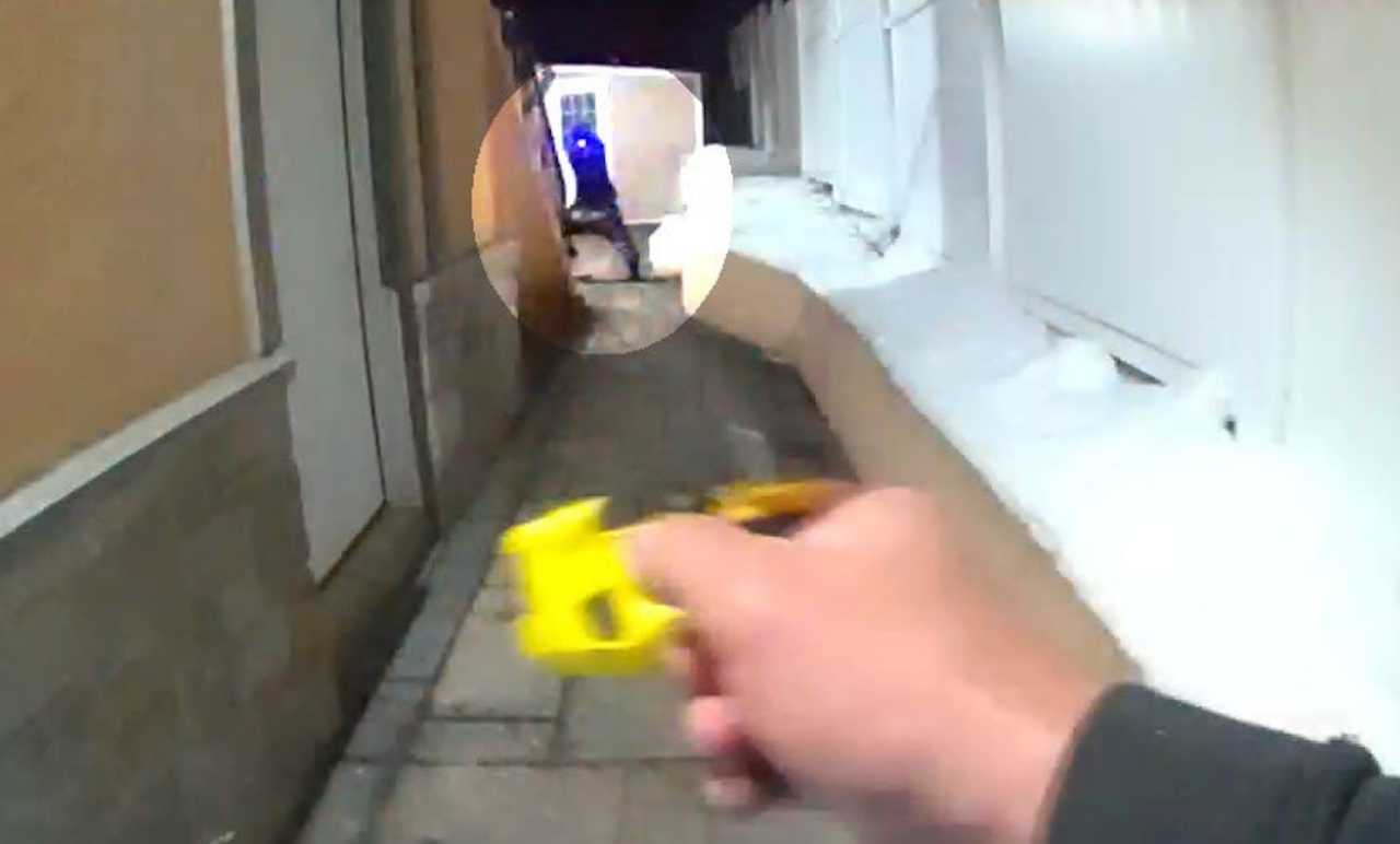 A still from the body-camera footage of Waterbury police Detective Ronald Sackett, who was shot by a carjacking suspect, Arian Perez-Feliciano, on Feb. 13, 2025. An investigation deemed that Sackett was justified in firing back at him. A still from the body-camera footage of Waterbury police Detective Ronald Sackett, who was shot by a carjacking suspect, Arian Perez-Feliciano, on Feb. 13, 2025. An investigation deemed that Sackett was justified in firing back at him.