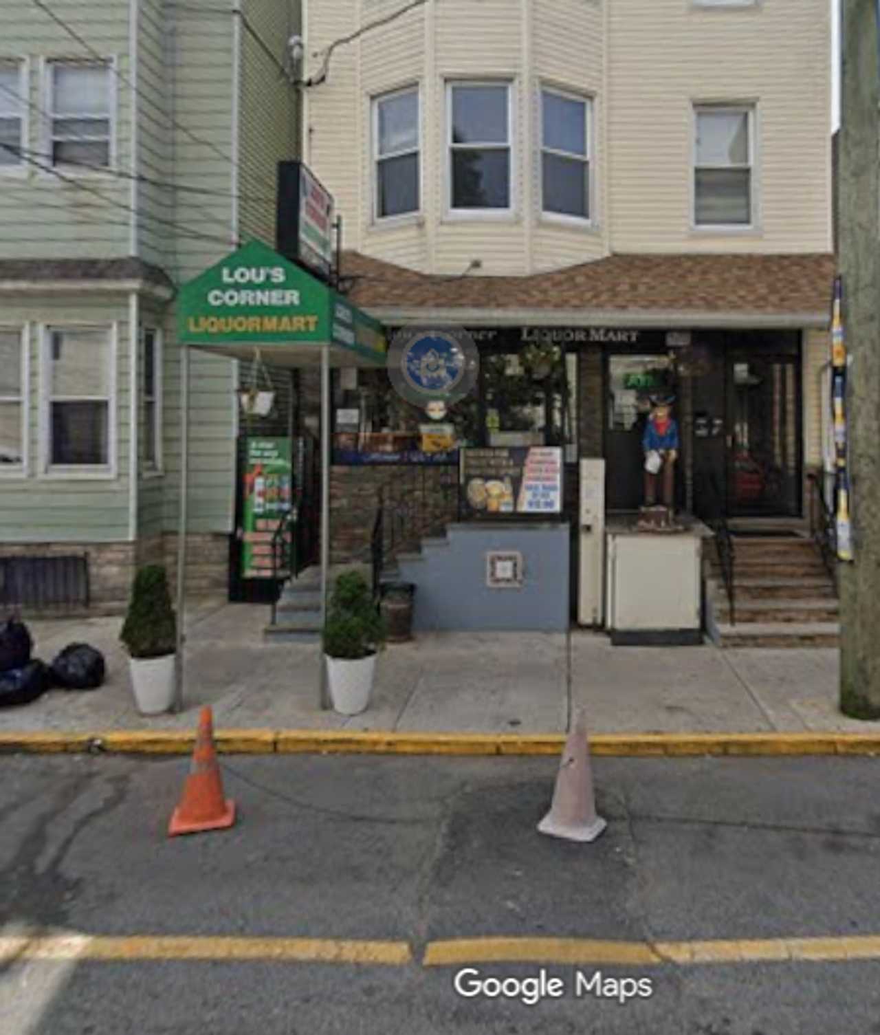 Lou's Corner Liquor Mart