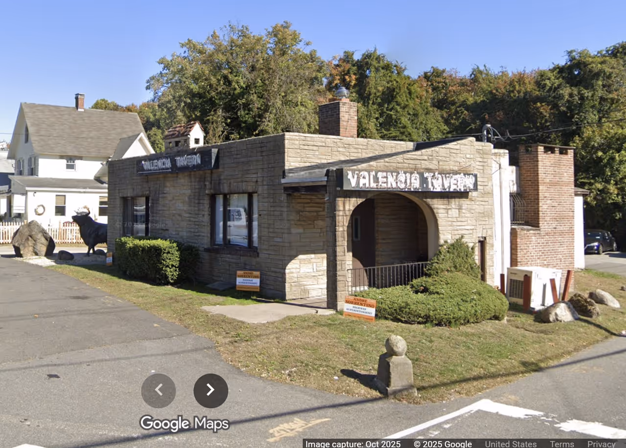 Valcenia Tavern in Huntington Valcenia Tavern in Huntington