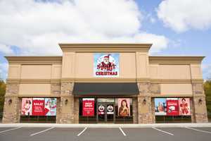 Spirit Halloween Opening 10 Spirit Christmas Stores, Including 1 In Suffolk County