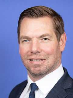 Prominent Trump Critic Eric Swalwell Quits Congress Amid Sex Scandal