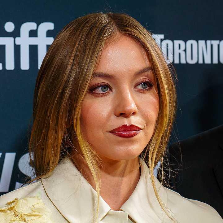 Trump Praises Sydney Sweeney #39 s #39 Hottest #39 Ad After Learning She #39 s