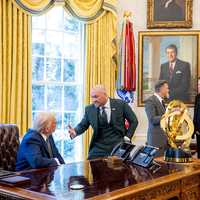<p>President Donald Trump, mixed martial artist Conor McGregor, and Tesla CEO Elon Musk meeting in the Oval Office on March 17, 2025.</p>