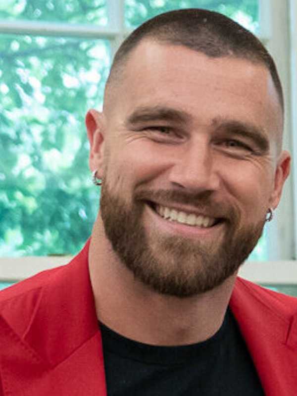Travis Kelce Named Victim In $35 Million Ponzi Scheme