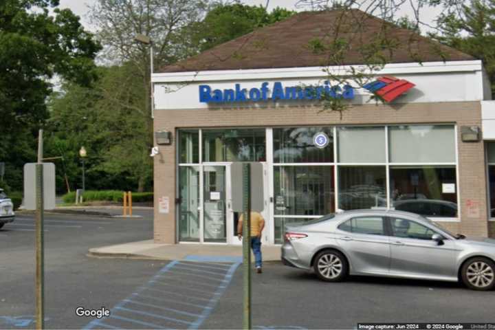 Bank Robber On Run After Targeting Long Island Branch