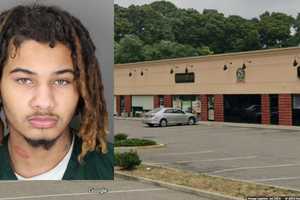 19-Year-Old Admits Fatally Shooting Man Outside Long Island Nightclub