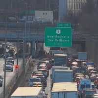 Crash Blocks Lanes, Snags Traffic On I-95 In Westchester (DEVELOPING)