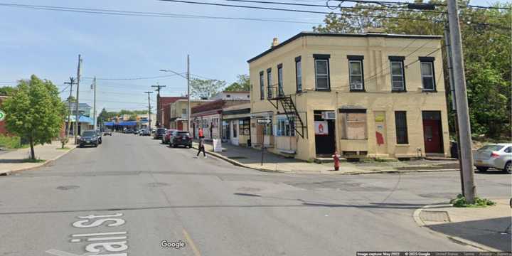 The intersection of Sherman and Quail streets in Albany.