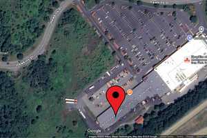 Shop Robbed At Gunpoint In Montgomery, Suspects At Large