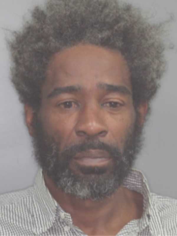 Man Hopped Off Bike, Then Beat, Robbed Victim In Broad Daylight In NY: DA