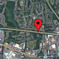 1 Dead After Car Slams Into Disabled Vehicle On NYS Thruway In Rockland County: Police