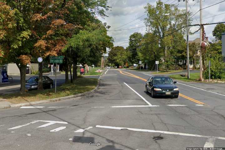 Pedestrian Struck, Killed Crossing Colonie Street