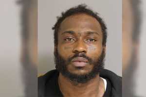 Ex-Con Shot Relative Outside Bar On Long Island, Jury Finds