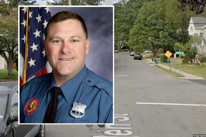 Roslyn Street Renamed In Honor Of Fallen 9/11 First Responder