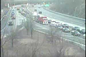 4-Car Crash Blocks Lane Of I-87 In Westchester, Causes Traffic