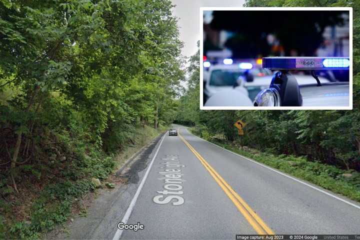 Man's Body Found Along Road In Putnam