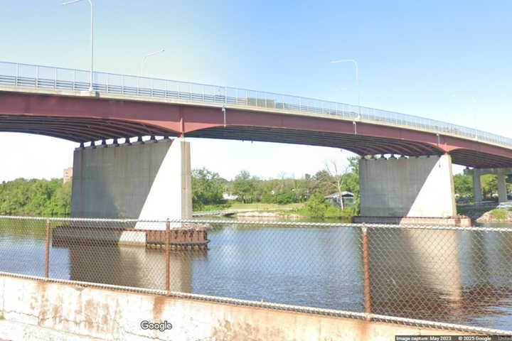 Woman's Body Pulled From Hudson River In Watervliet