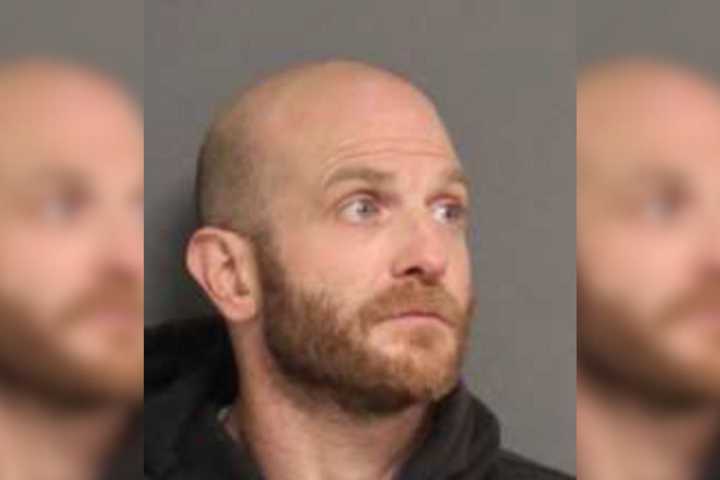 Man Strips Naked In Tolland Restaurant, Shocking Families, Prompting Arrest