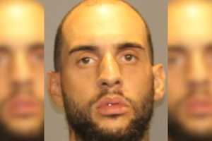 Armed, Masked Meriden Man Threatens Waterbury Courthouse Marshals, Sparks Chase: Police
