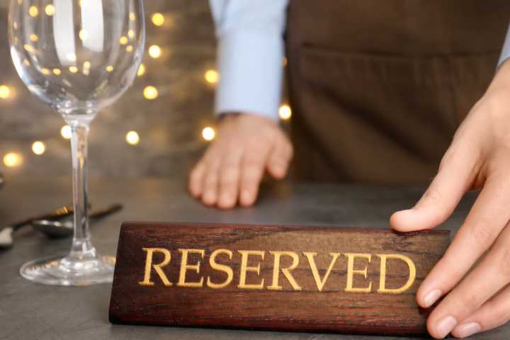 Restaurant Reservation ‘Black Market’ Target Of NY Law Signed By Gov. Hochul