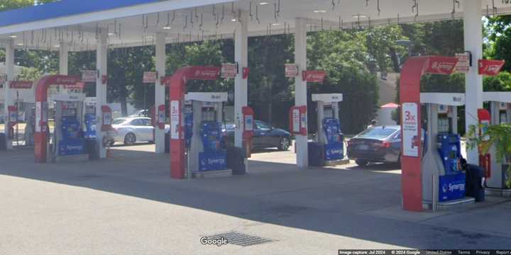 A Mobil station on Ronkonkoma Avenue in Ronkonkoma.