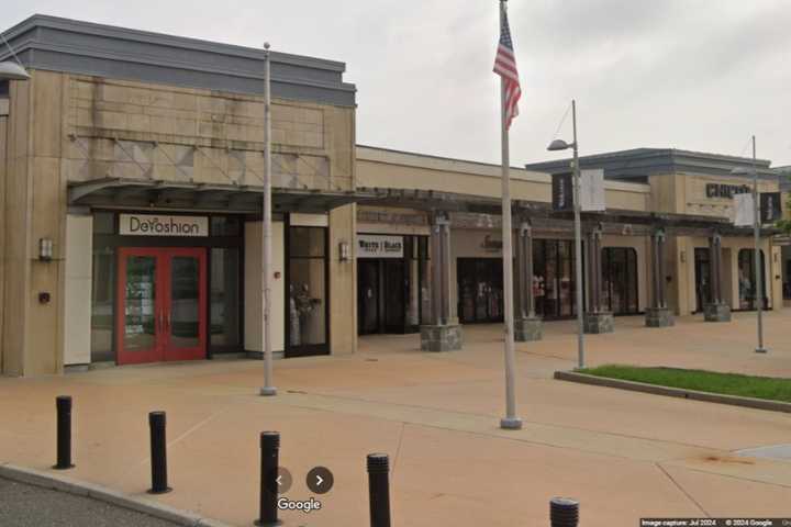 Black Friday Brawl, Loaded Gun At Smith Haven Mall Net 18-Year-Old Felony Charges
