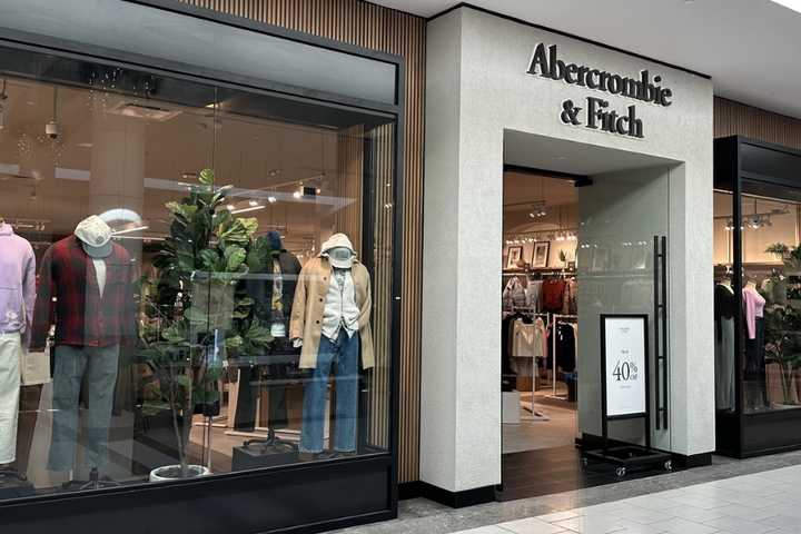 Ex-Abercrombie CEO Asks Judge To Rule On Mental Fitness Ahead Of Sex Trafficking Trial