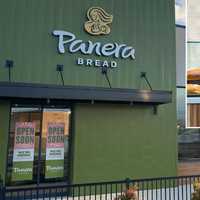 Panera Marks Opening Of New Islandia Restaurant With Ceremonial Bread-Breaking