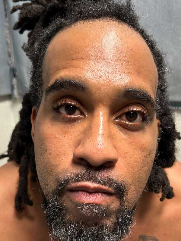 Baltimore Man Shot Dead In Maryland, Suspect Barricades In Apartment: Police