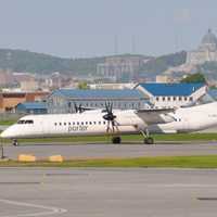 Canadian Airline Launching New EWR Flight Amid Airport's Air Traffic Control Chaos