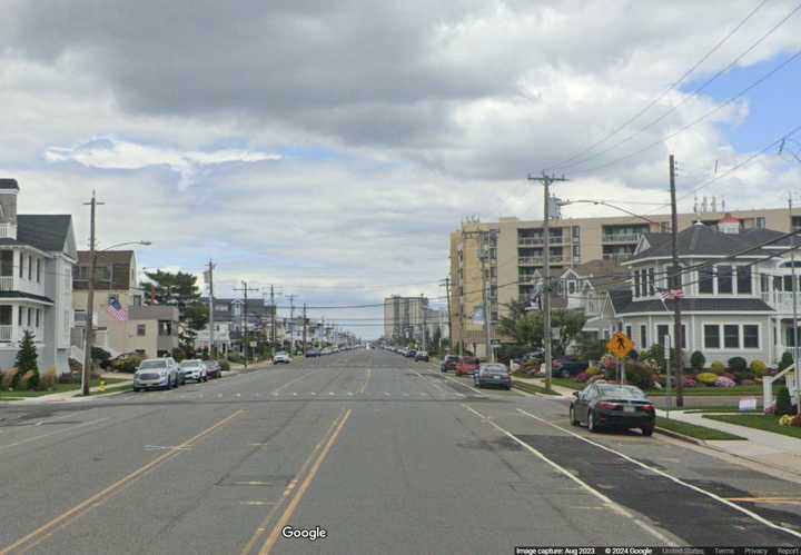 Atlantic Avenue near the intersection with South 26th Avenue in Longport, NJ.