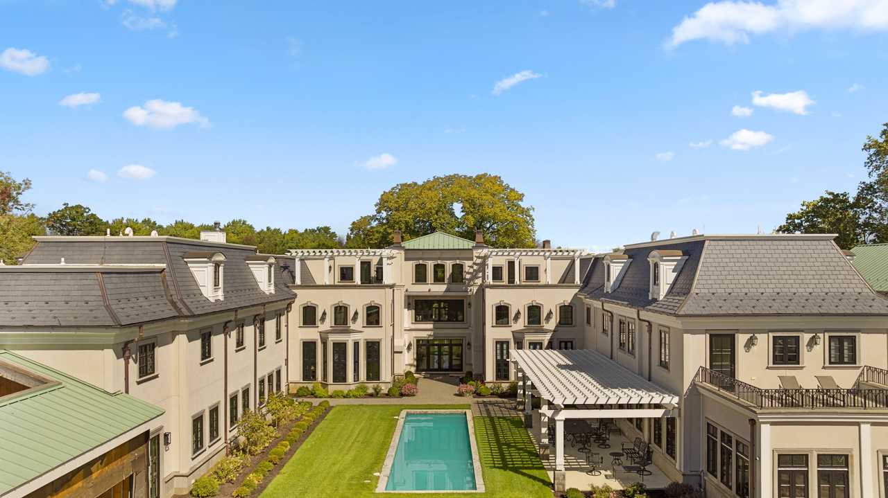 Entrepreneurs Struggling To Sell 25M New Jersey Mansion Prepare To
