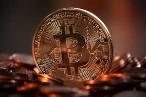 Romanian Duo Charged in $289K Bitcoin-For-Fake-Gold Cryptocurrency Scam In Bergen County