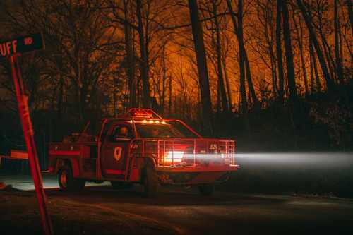 Jennings Creek Fire In Warwick Near Containment As Governor Mobilizes ...