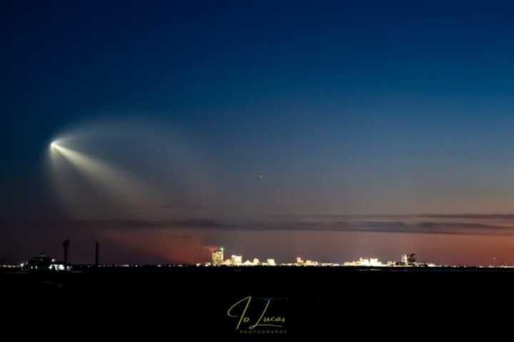 Falcon 9 Rocket Captured Over Maryland